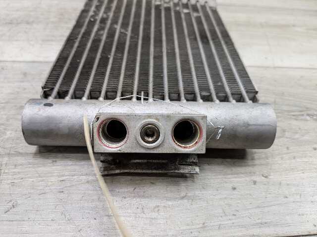 12-15 OEM BMW F22 F30 F32 F34 F36 Left Right Engine Oil Cooler Radiator