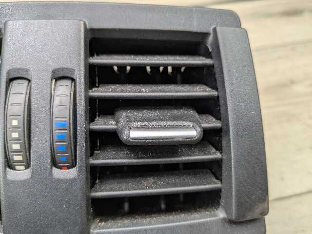 OEM BMW F22 F23 F30 F32 F33 F36 F80 F82 F83 Rear AC Air Conditioning Vent Grille