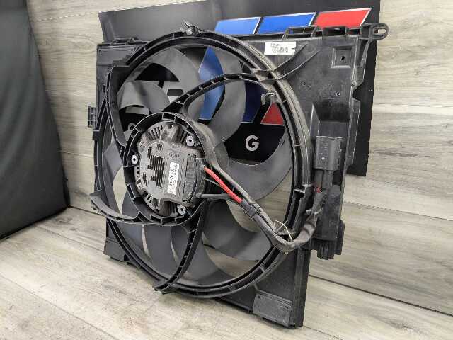 12-16 OEM BMW F22 F23 F30 F32 F33 F36 F87 M2 Radiator Cooling Fan Shroud 850W