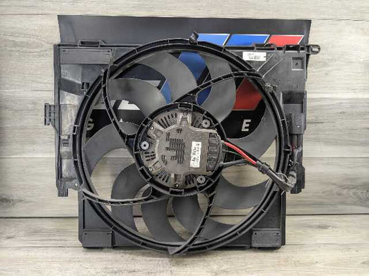 12-16 OEM BMW F22 F23 F30 F32 F33 F36 F87 M2 Radiator Cooling Fan Shroud 850W