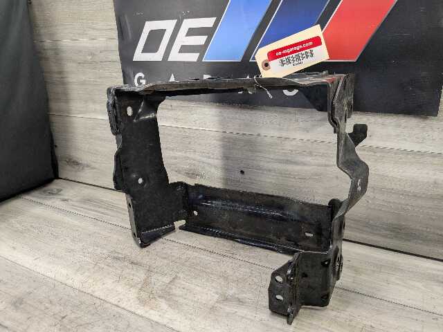 OEM BMW F90 F93 G12 G16 G30 M5 M8 Front Right Passenger Radiator Support Bracket