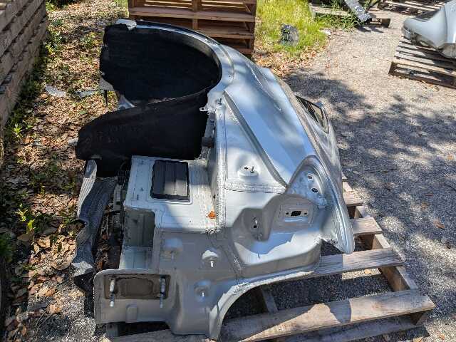 OEM BMW F16 F86 X6 X6M Rear Left Driver Side Quarter Panel Frame Cut Silver A83
