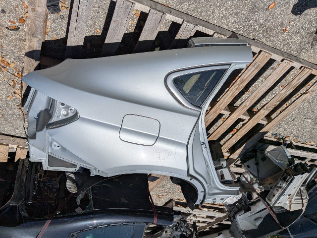 OEM BMW F16 F86 X6 X6M Rear Right Passenger Side Quarter Panel Frame Cut Silver