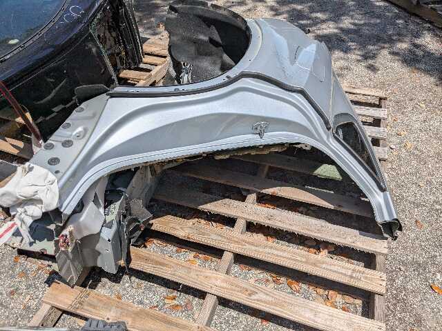 OEM BMW F16 F86 X6 X6M Rear Right Passenger Side Quarter Panel Frame Cut Silver