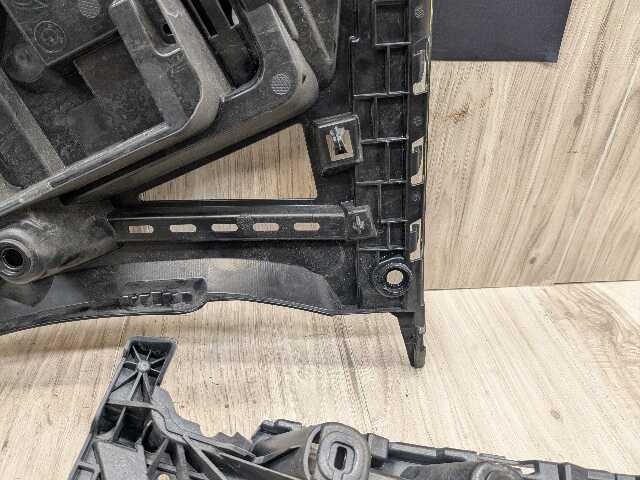 22-25 OEM BMW G42 230i 230iX Rear Left Driver Side Bumper Supports Brackets PAIR