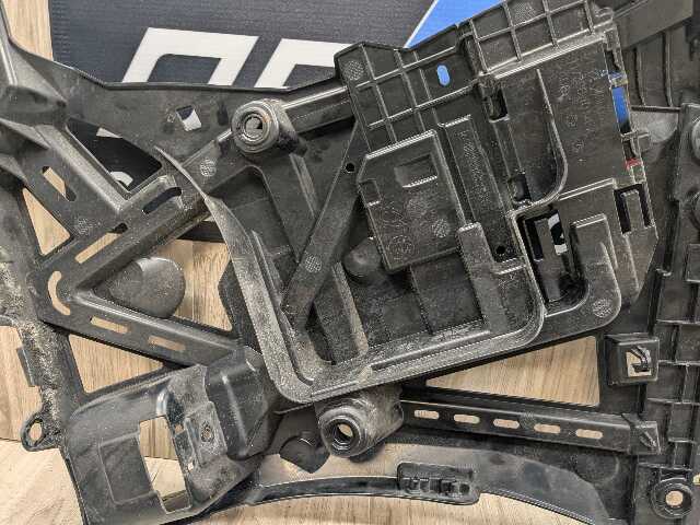 22-25 OEM BMW G42 230i 230iX Rear Left Driver Side Bumper Supports Brackets PAIR