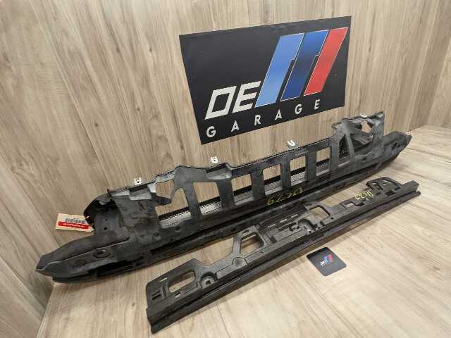 22-25 OEM BMW G42 230i 230iX Rear Bumper Reinforcement Impact Rebar w Brackets