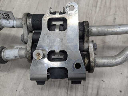 16-19 OEM BMW F90 M5 G12 750 G30 M550 Transmission Oil Cooler Line Inlet Outlet