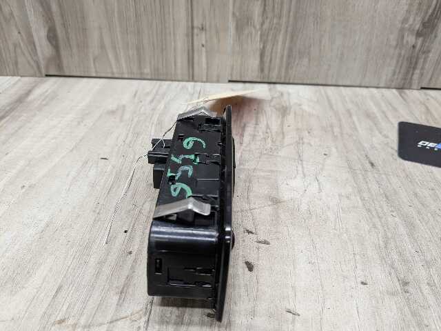 OEM BMW G20 G22 G23 G26 G42 G80 G82 M3 M4 Headlight Control Switch Light Module