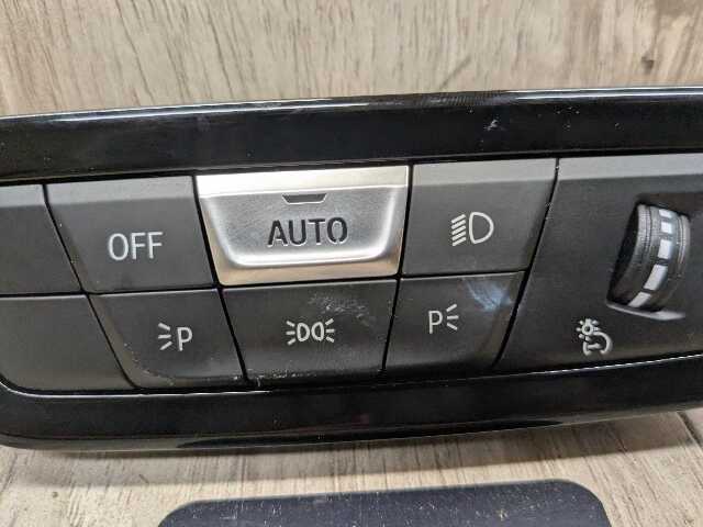 OEM BMW G20 G22 G23 G26 G42 G80 G82 M3 M4 Headlight Control Switch Light Module