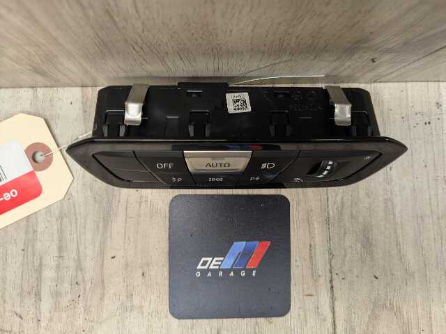 OEM BMW G20 G22 G23 G26 G42 G80 G82 M3 M4 Headlight Control Switch Light Module