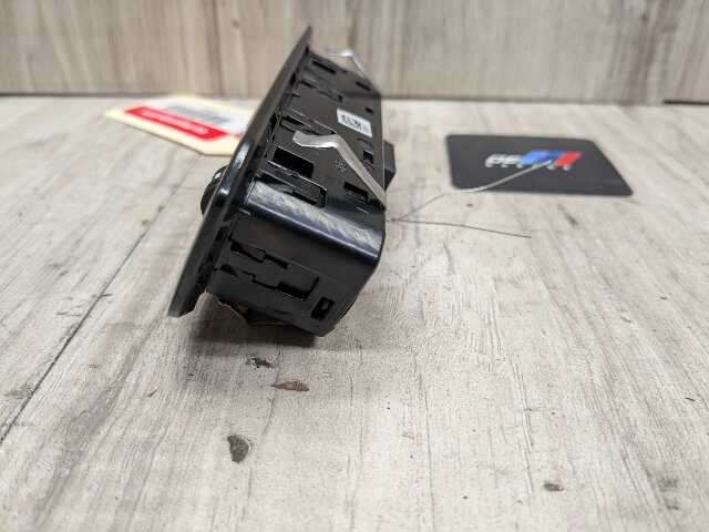 OEM BMW G20 G22 G23 G26 G42 G80 G82 M3 M4 Headlight Control Switch Light Module