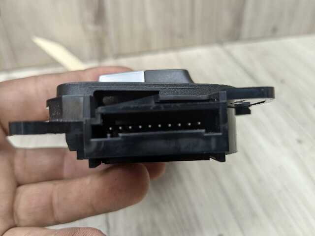 19-24 OEM BMW G20 G22 G23 G26 330 M340 Front Right Passenger Seat Adjust Switch