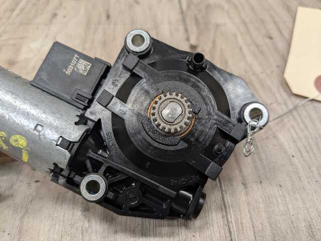 OEM BMW G20 G22 G26 G42 G80 G82 G87 M2 M3 M4 Sunroof Moonroof Motor Drive Unit