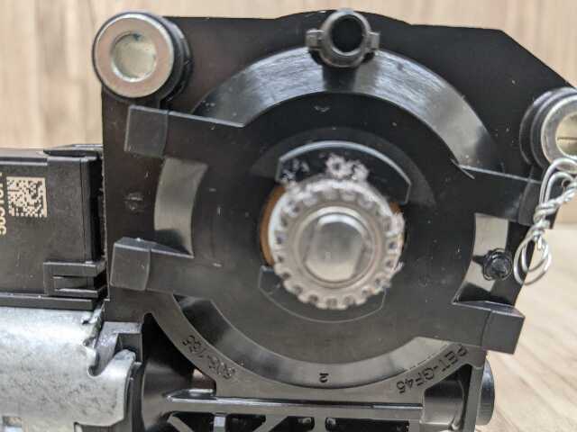OEM BMW G20 G22 G26 G42 G80 G82 G87 M2 M3 M4 Sunroof Moonroof Motor Drive Unit