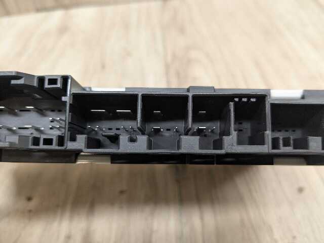 OEM BMW F44 G01 G05 G07 G12 G20 G26 G30 F90 Front Left Right Seat Control Module