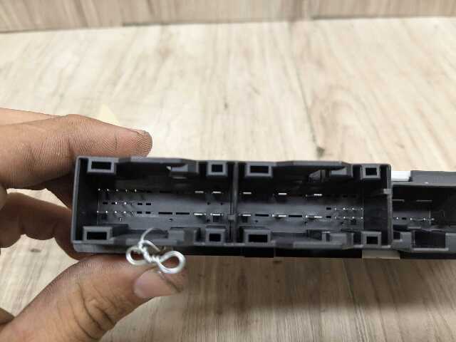 OEM BMW F44 G01 G05 G07 G12 G20 G26 G30 F90 Front Left Right Seat Control Module