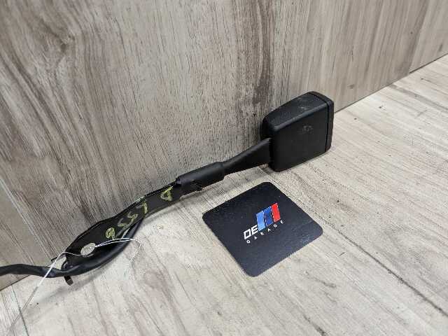 OEM BMW G22 G23 G42 G82 G83 G87 M2 M4 FRONT Left Right Seatbelt Seat Belt Buckle