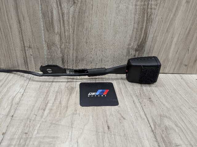 OEM BMW G22 G23 G42 G82 G83 G87 M2 M4 FRONT Left Right Seatbelt Seat Belt Buckle