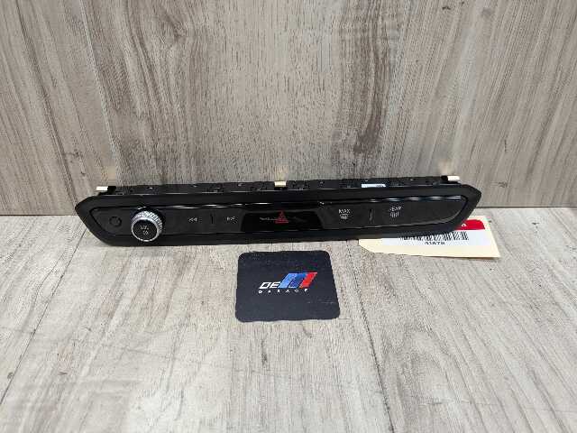 LCI OEM BMW G20 G22 G23 G26 G42 G80 M3 M4 AC Climate Audio Radio Hazard Panel