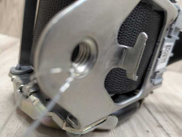 OEM BMW G42 G87 230 M240 M2 Front Right Passenger Seat Belt Retractor Black
