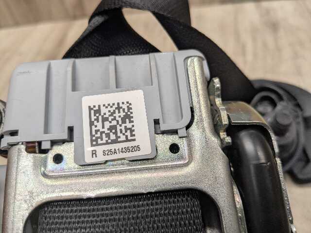 OEM BMW G42 G87 230 M240 M2 Front Right Passenger Seat Belt Retractor Black