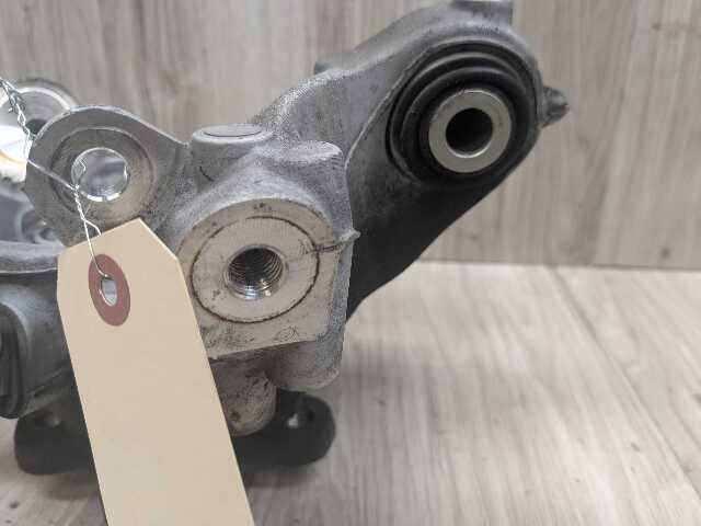22-25 OEM BMW G42 230 M240 REAR Left Driver Knuckle Wheel Hub Spindle Bearing