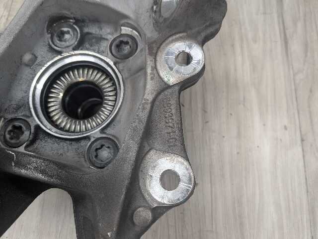 22-25 OEM BMW G42 230 M240 REAR Left Driver Knuckle Wheel Hub Spindle Bearing