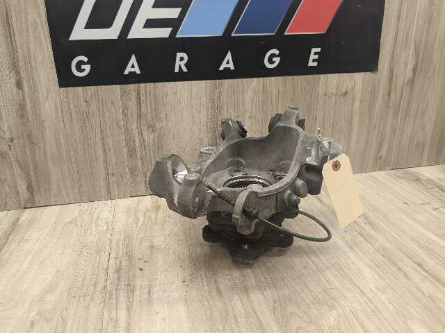 22-25 OEM BMW G42 230 M240 REAR Left Driver Knuckle Wheel Hub Spindle Bearing