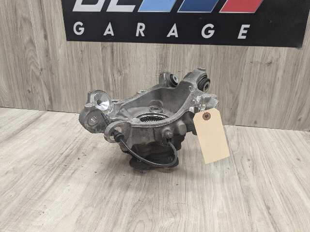 22-25 OEM BMW G42 230 M240 REAR Left Driver Knuckle Wheel Hub Spindle Bearing