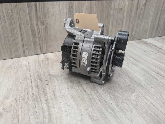*OEM BMW G01 G05 G16 G20 G26 G30 G42 Engine B46 B58 Alternator Generator 250A