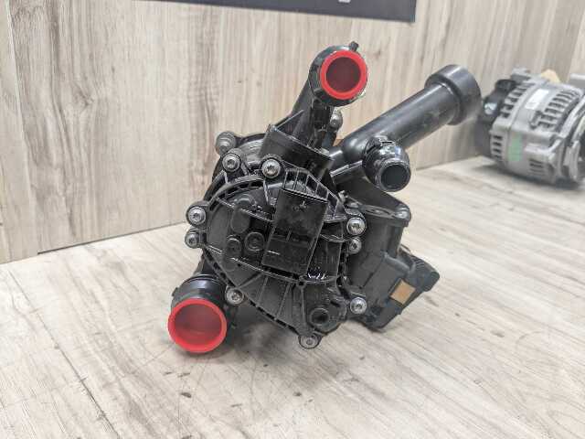 OEM BMW G01 G05 G07 G20 G22 G23 G26 G30 G42 Engine B58 Heat Management Module