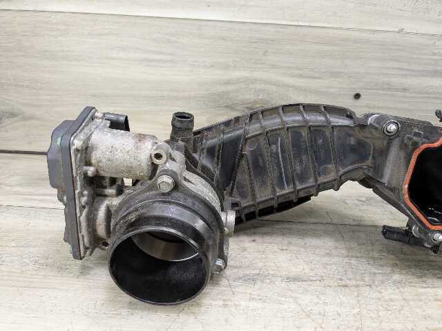 OEM BMW F90 M5 G05 G12 G16 G30 Left Driver Engine N63 S63 Intake Manifold 5-8