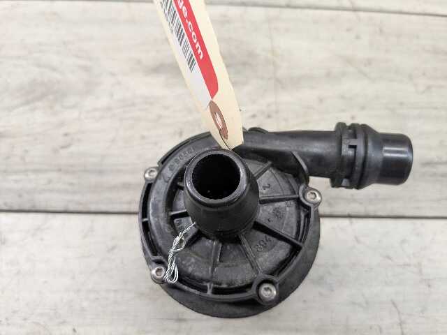 OEM BMW F22 F30 F32 F36 F80 M3 M4 Engine B46 S55 Auxiliary Electric Water Pump