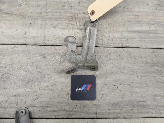 12-20 OEM BMW F30 F32 F33 F36 Front Left Driver Fender Wing Holder Bracket SET