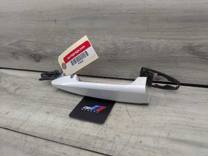 OEM BMW F15 F16 F39 F48 X1 X5 Right Passenger Door Handle COMFORT ACCESS White