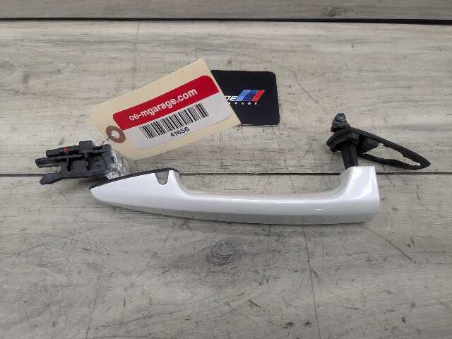 OEM BMW F15 F16 F39 F48 X1 X5 Right Passenger Door Handle COMFORT ACCESS White