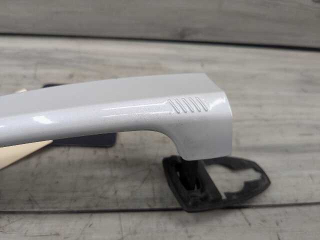 OEM BMW F15 F16 F39 F48 X1 X5 Right Passenger Door Handle COMFORT ACCESS White