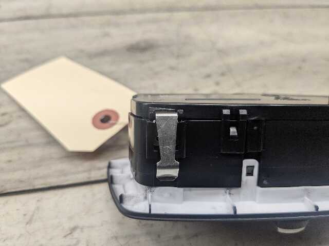 16-23 OEM BMW F22-F23-LCI F39 F48 X1 X2 Headlight Switch Control Light Module