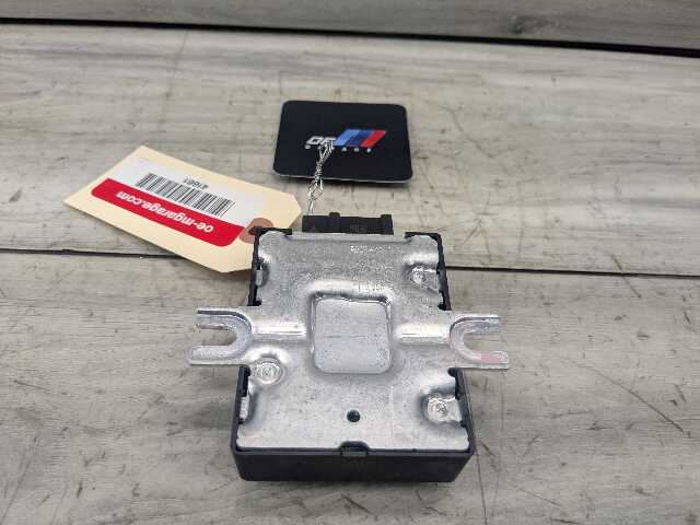 OEM BMW F22 F23 F30 F32 F36 F39 F48 Engine B46 B58 Fuel Pump Control Module Unit