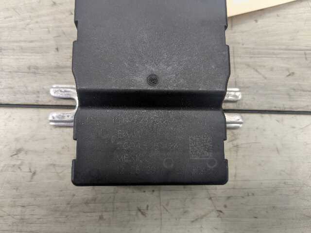 OEM BMW F22 F23 F30 F32 F36 F39 F48 Engine B46 B58 Fuel Pump Control Module Unit