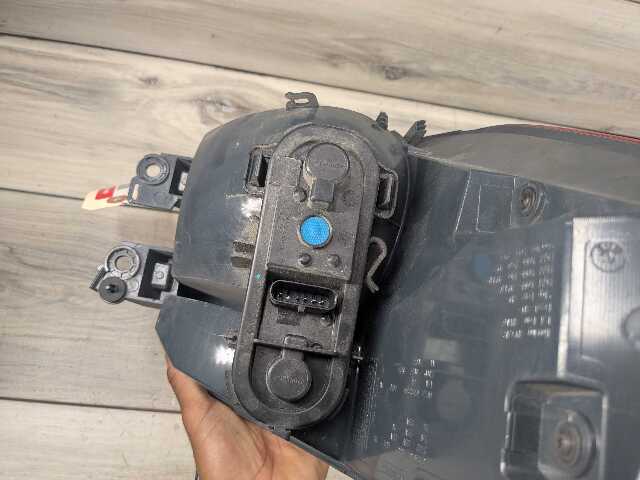 16-22 OEM BMW F48 X1 Rear Right Passenger Side Quarter Panel Outer Tail Light