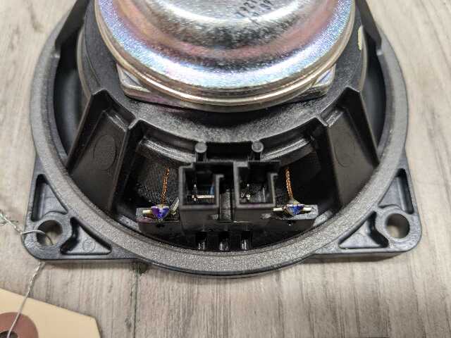 OEM BMW G20 G22 G23 G26 G42 G80 G82 G83 Mid Range Audio Speaker HARMAN KARDON