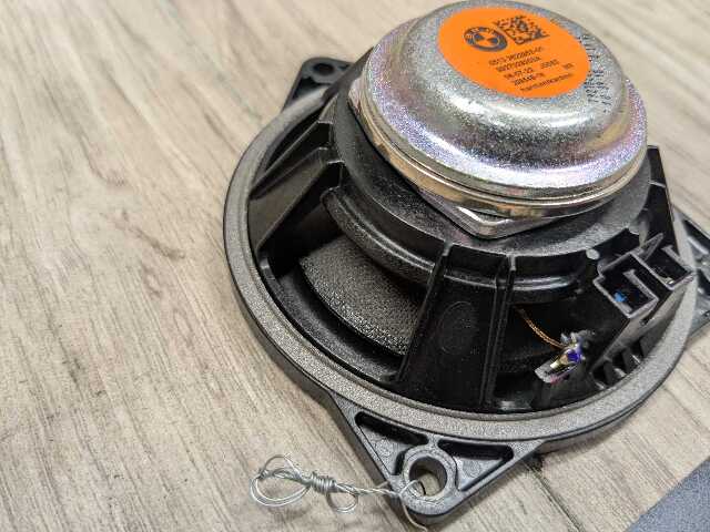 OEM BMW G20 G22 G23 G26 G42 G80 G82 G83 Mid Range Audio Speaker HARMAN KARDON