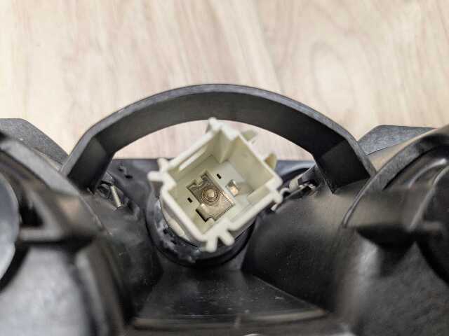 OEM BMW G20 G22 G26 G42 G80 G82 M3 Center Console Cup Holder Storage Compartment