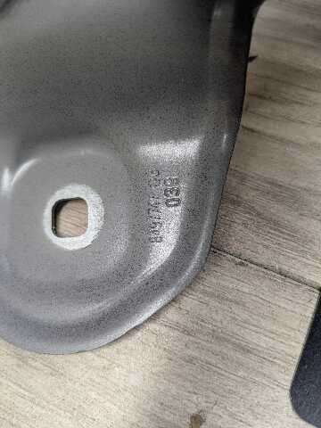 22-25 OEM BMW G42 230 M240 Front Left Fender Wing Holder Bracket SET
