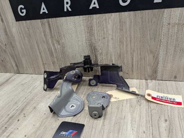22-25 OEM BMW G42 230 M240 Front Left Fender Wing Holder Bracket SET