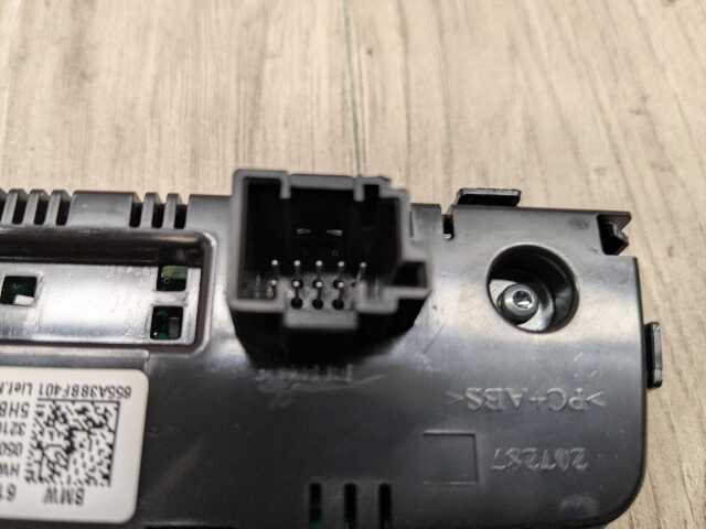 OEM BMW G20 G22 G23 G26 G42 G80 G82 AC Rear Heater Climate Control Switch Panel