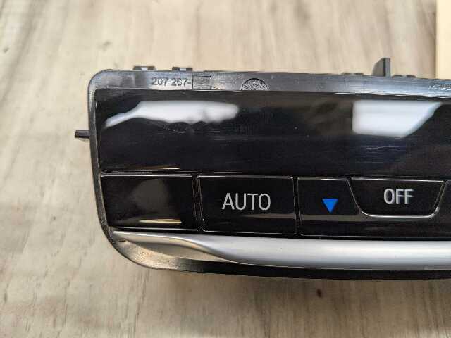 OEM BMW G20 G22 G23 G26 G42 G80 G82 AC Rear Heater Climate Control Switch Panel