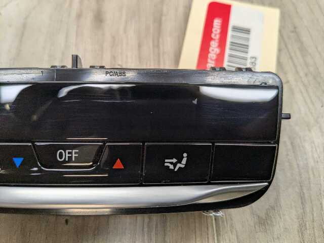 OEM BMW G20 G22 G23 G26 G42 G80 G82 AC Rear Heater Climate Control Switch Panel